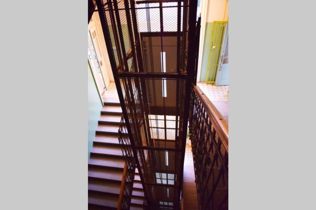 Cosy Apartment Just Next To Parliament Budapest Bagian luar foto